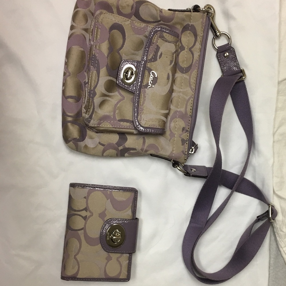 Coach purse and wallet